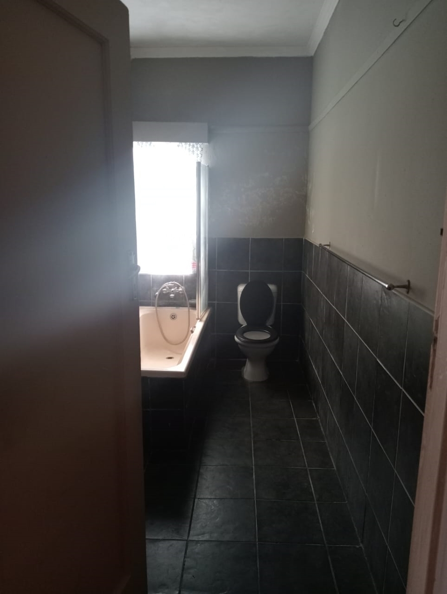3 Bedroom Property for Sale in Summerpride Eastern Cape